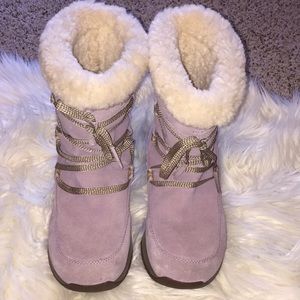 Ulu Suluk suede and wool boots